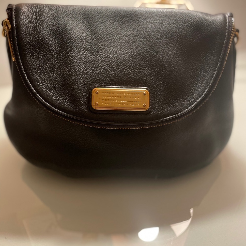 Marc Jacobs black crossbody purse
